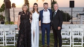 משפחת יעקובוביץ בחתונת הבן, צילום: פרטי